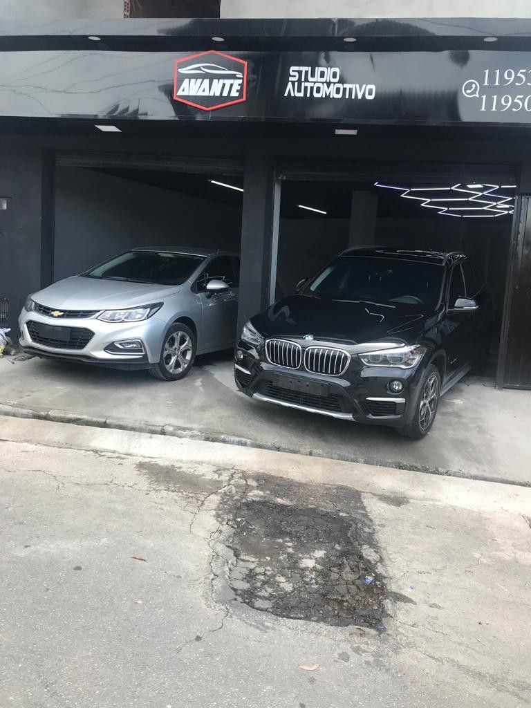 Car Detail Showcase